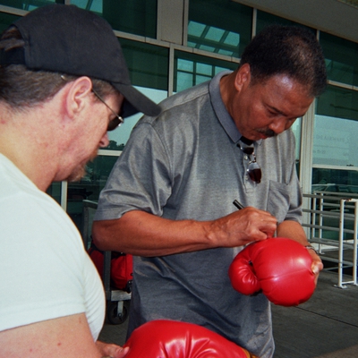 Muhammad Ali Autograph Profile