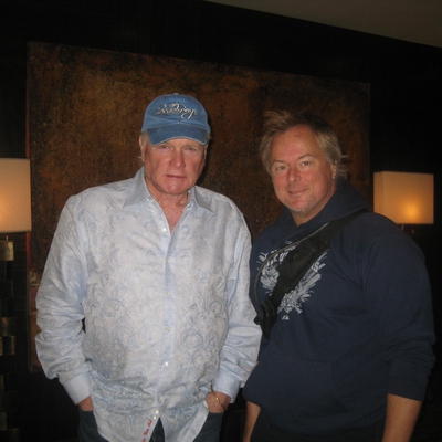 Mike Love Autograph Profile