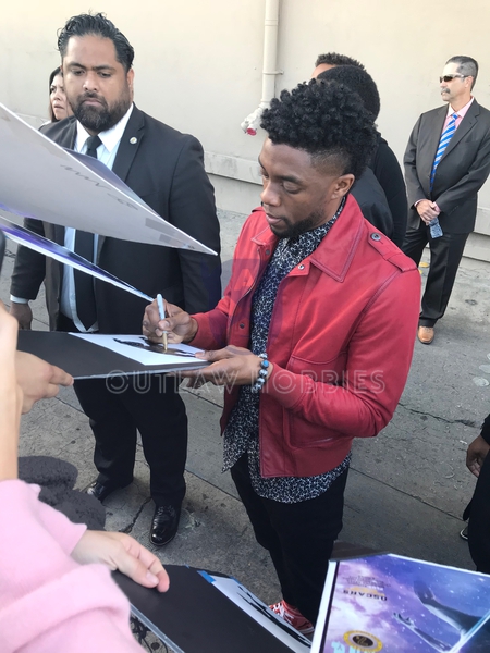 Chadwick Boseman Proof Signing Photo from RACC Autograph Collector Outlaw Hobbies