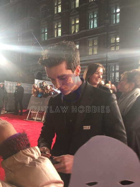 Fionn Whitehead Proof Signing Photo from RACC Autograph Collector Outlaw Hobbies