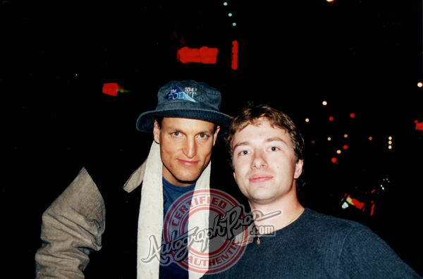 Woody Harrelson Photo with RACC Autograph Collector Autograph Pros