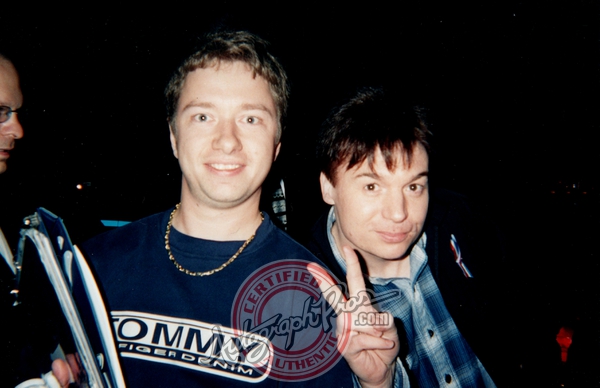 Mike Myers Photo with RACC Autograph Collector Autograph Pros