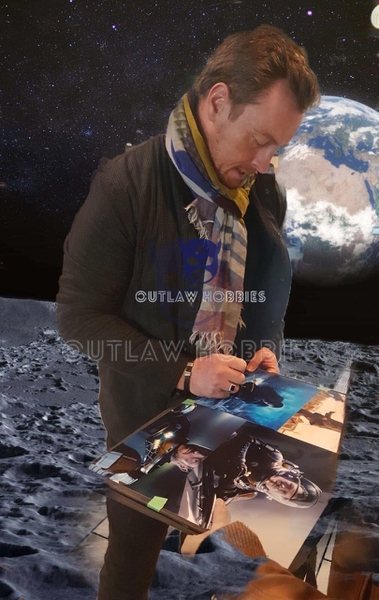 Toby Stephens Proof Signing Photo from RACC Autograph Collector Outlaw Hobbies