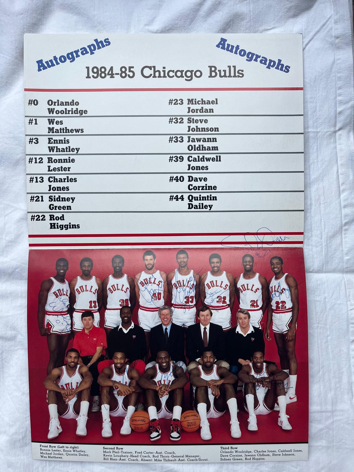 Michael Jordan & Chicago Bulls autographed team photo 1984-1985